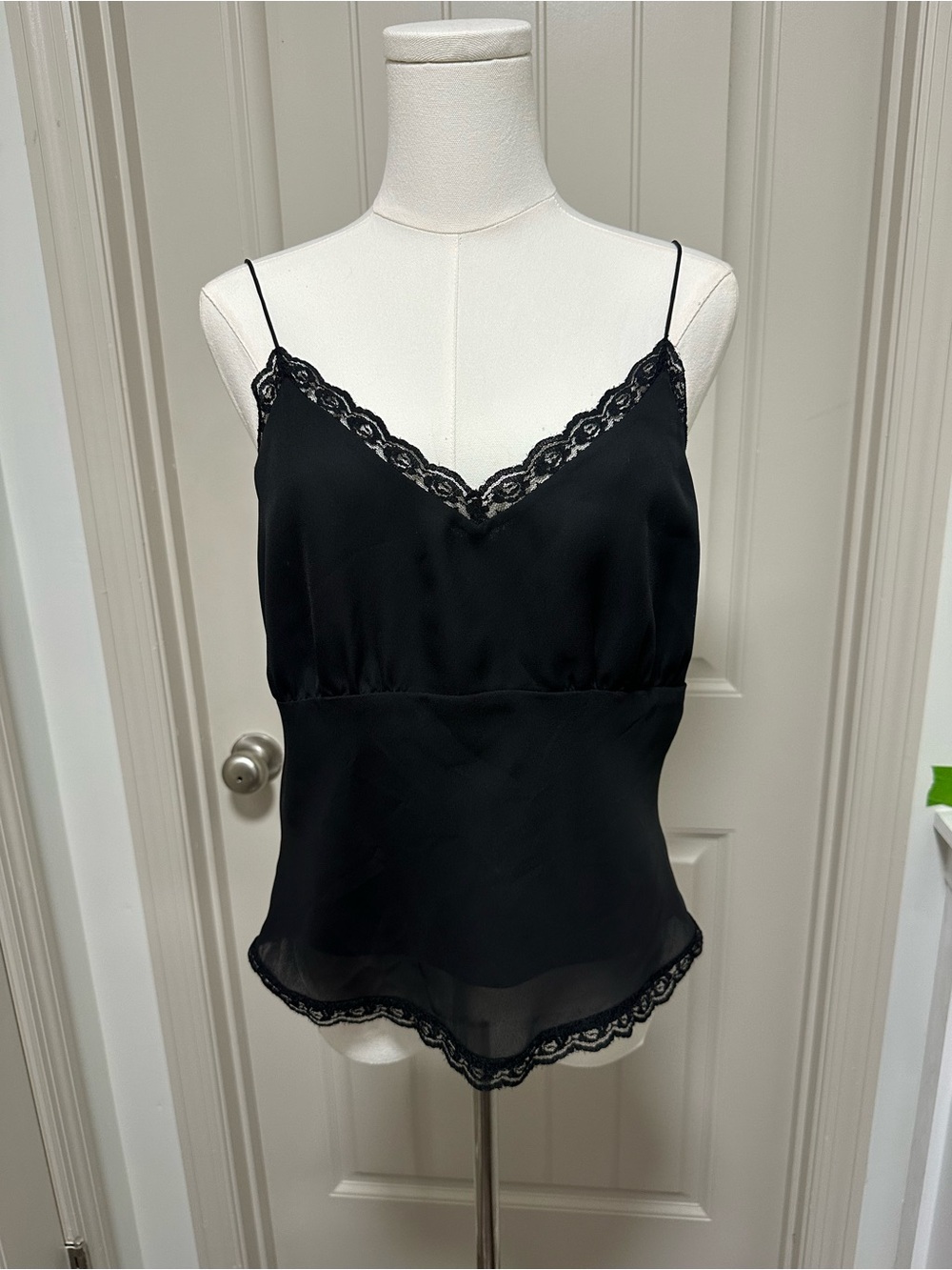 Jones New York Black Lace Trim Silk Camisole